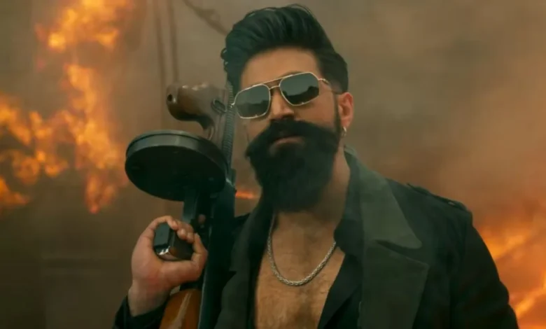 ਯਸ਼ ਦੀ 'Toxic' ਨੂੰ ਲੈ ਕੇ ਵਧ ਰਿਹੈ ਬਵਾਲ ਯਸ਼ ਦੀ 'Toxic' ਨੂੰ ਲੈ ਕੇ ਵਧ ਰਿਹੈ ਬਵਾਲ