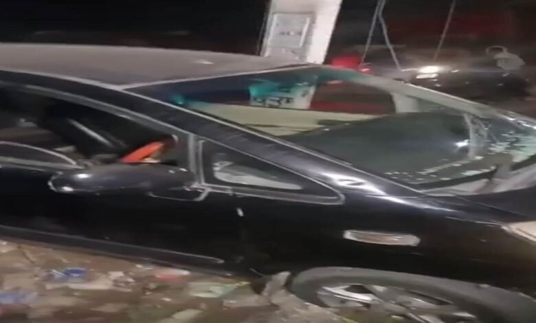 100 ਦੀ ਰਫ਼ਤਾਰ ਨਾਲ ਦੌੜਦੀ ਕਾਰ ਬਿਜਲੀ ਦੇ ਖੰਭੇ ਨਾਲ ਟਕਰਾਈ