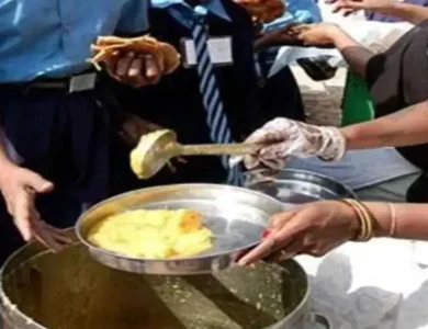 ਮਿਡ-ਡੇ-ਮੀਲ ਦੇ ਨਾਂਅ 'ਤੇ 2000 ਕਰੋੜ ਦਾ 'ਮਹਾ-ਘੁਟਾਲਾ' ਆਇਆ ਸਾਹਮਣੇ