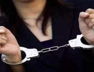 ਥਾਈਲੈਂਡ ਤੋਂ ਆਈ ਕੁੜੀ ਅੰਮ੍ਰਿਤਸਰ 'ਚ ਡੇਢ ਕਿੱਲੋ ਨਸ਼ੀਲੇ ਪਦਾਰਥ ਸਣੇ ਗ੍ਰਿਫ਼ਤਾਰ