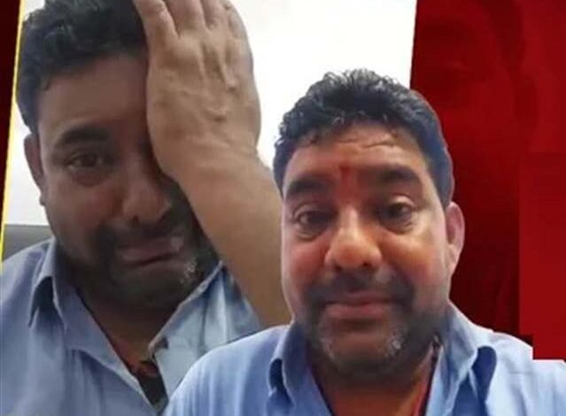 ਲਾਈਵ ਵੀਡੀਓ ਤੋਂ ਬਾਅਦ ਆਤਮਹੱਤਿਆ, ਅੰਮ੍ਰਿਤਸਰ 'ਚ ਪਤਨੀ ਤੋਂ ਤੰਗ ਸ਼ਖ਼ਸ ਨੇ ਖ਼ੁਦ ਨੂੰ ਮਾਰੀ ਗੋਲ਼ੀ, ਬੱਚਿਆਂ ਤੋਂ ਮੰਗੀ ਮਾਫ਼ੀ ਲਾਈਵ ਵੀਡੀਓ ਤੋਂ ਬਾਅਦ ਆਤਮਹੱਤਿਆ, ਅੰਮ੍ਰਿਤਸਰ 'ਚ ਪਤਨੀ ਤੋਂ ਤੰਗ ਸ਼ਖ਼ਸ ਨੇ ਖ਼ੁਦ ਨੂੰ ਮਾਰੀ ਗੋਲ਼ੀ, ਬੱਚਿਆਂ ਤੋਂ ਮੰਗੀ ਮਾਫ਼ੀ