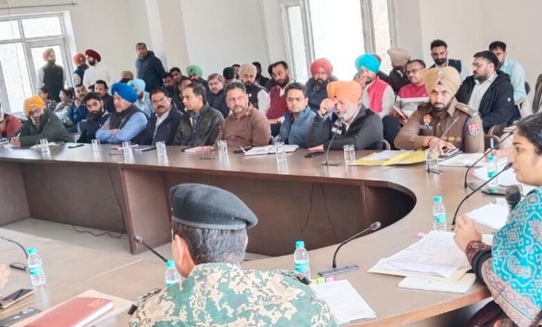 ਡਿਪਟੀ ਕਮਿਸ਼ਨਰ ਨੇ ਫਿਰੋਜ਼ਪੁਰ ਵਿਖੇ ਰਾਜਪਾਲ ਦੀ ਆਮਦ ਸਬੰਧੀ ਤਿਆਰੀਆਂ ਦਾ ਲਿਆ ਜਾਇਜਾ ਡਿਪਟੀ ਕਮਿਸ਼ਨਰ ਨੇ ਫਿਰੋਜ਼ਪੁਰ ਵਿਖੇ ਰਾਜਪਾਲ ਦੀ ਆਮਦ ਸਬੰਧੀ ਤਿਆਰੀਆਂ ਦਾ ਲਿਆ ਜਾਇਜਾ