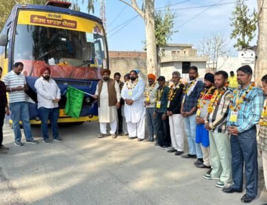 ਮੁੱਖ ਮੰਤਰੀ ਤੀਰਥ ਯਾਤਰਾ ਯੋਜਨਾ ਤਹਿਤ ਵਿਧਾਇਕ ਰਣਬੀਰ ਸਿੰਘ ਭੁੱਲਰ ਵੱਲੋਂ ਅੰਮ੍ਰਿਤਸਰ ਲਈ ਛੇਵੀਂ ਬੱਸ ਰਵਾਨਾ