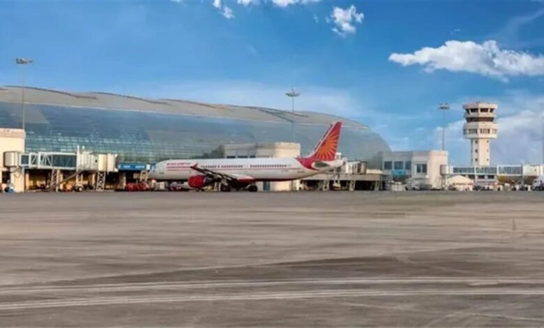 ਮੱਧ ਪੂਰਬ ਸੰਕਟ ਦਾ ਅਸਰ: ਈਰਾਨ-ਇਰਾਕ ਵਿਵਾਦ ਕਾਰਨ ਅੰਮ੍ਰਿਤਸਰ ਤੋਂ ਖਾੜੀ ਦੇਸ਼ਾਂ ਦੀਆਂ ਫਲਾਈਟਾਂ ਰੱਦ, ਕਈ ਭਾਰਤੀ ਫਸੇ ਮੱਧ ਪੂਰਬ ਸੰਕਟ ਦਾ ਅਸਰ: ਈਰਾਨ-ਇਰਾਕ ਵਿਵਾਦ ਕਾਰਨ ਅੰਮ੍ਰਿਤਸਰ ਤੋਂ ਖਾੜੀ ਦੇਸ਼ਾਂ ਦੀਆਂ ਫਲਾਈਟਾਂ ਰੱਦ, ਕਈ ਭਾਰਤੀ ਫਸੇ