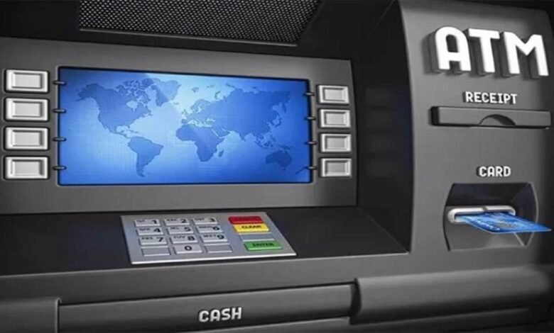 119 ATM ਮਸ਼ੀਨਾਂ ਨਾਲ ਖੇਡੀ ਗਈ ਕਰੋੜਾਂ ਦੀ ਖੇਡ, ਕੋਰਟ ਦੇ ਹੁਕਮਾਂ 'ਤੇ ਪੁਲਿਸ ਐਕਸ਼ਨ 'ਚ