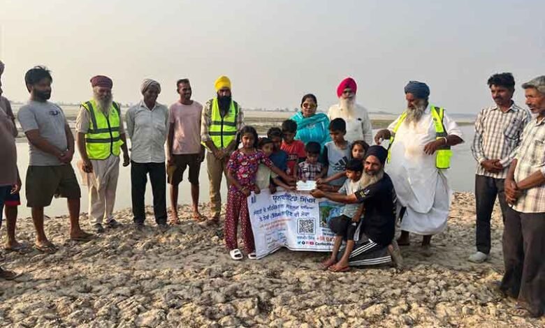ਸਰਕਾਰਾਂ ਰਹੀਆਂ ਵਾਅਦਿਆਂ ਤੱਕ ਸੀਮਿਤ, ਹੁਣ ਸੰਗਤਾਂ ਦੇ ਸਹਿਯੋਗ ਨਾਲ ਦਰਿਆ ਕੰਢੇ ਬਚਾਉਣ ਲਈ ਮੈਦਾਨ ‘ਚ ਉਤਰੀ ਯੁਨਾਈਟਿਡ ਸਿੱਖਸ