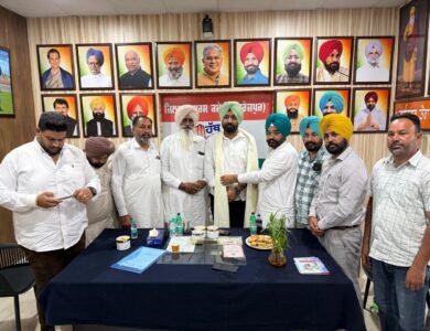 ਫ਼ਿਰੋਜ਼ਪੁਰ ਕਾਂਗਰਸ ਭਵਨ ’ਚ ਮਨਾਇਆ ਮਹਾਤਮਾ ਗਾਂਧੀ ਦਾ ਜਨਮ ਦਿਵਸ ਫ਼ਿਰੋਜ਼ਪੁਰ ਕਾਂਗਰਸ ਭਵਨ ’ਚ ਮਨਾਇਆ ਮਹਾਤਮਾ ਗਾਂਧੀ ਦਾ ਜਨਮ ਦਿਵਸ